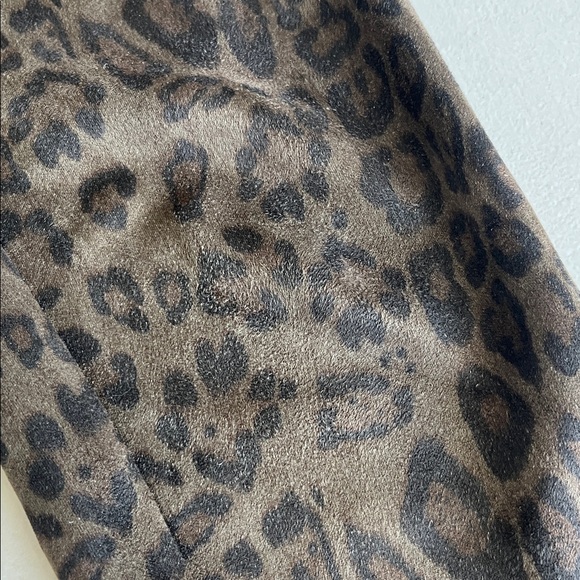 ZARA sueded leopard skinny capris - Picture 10 of 11